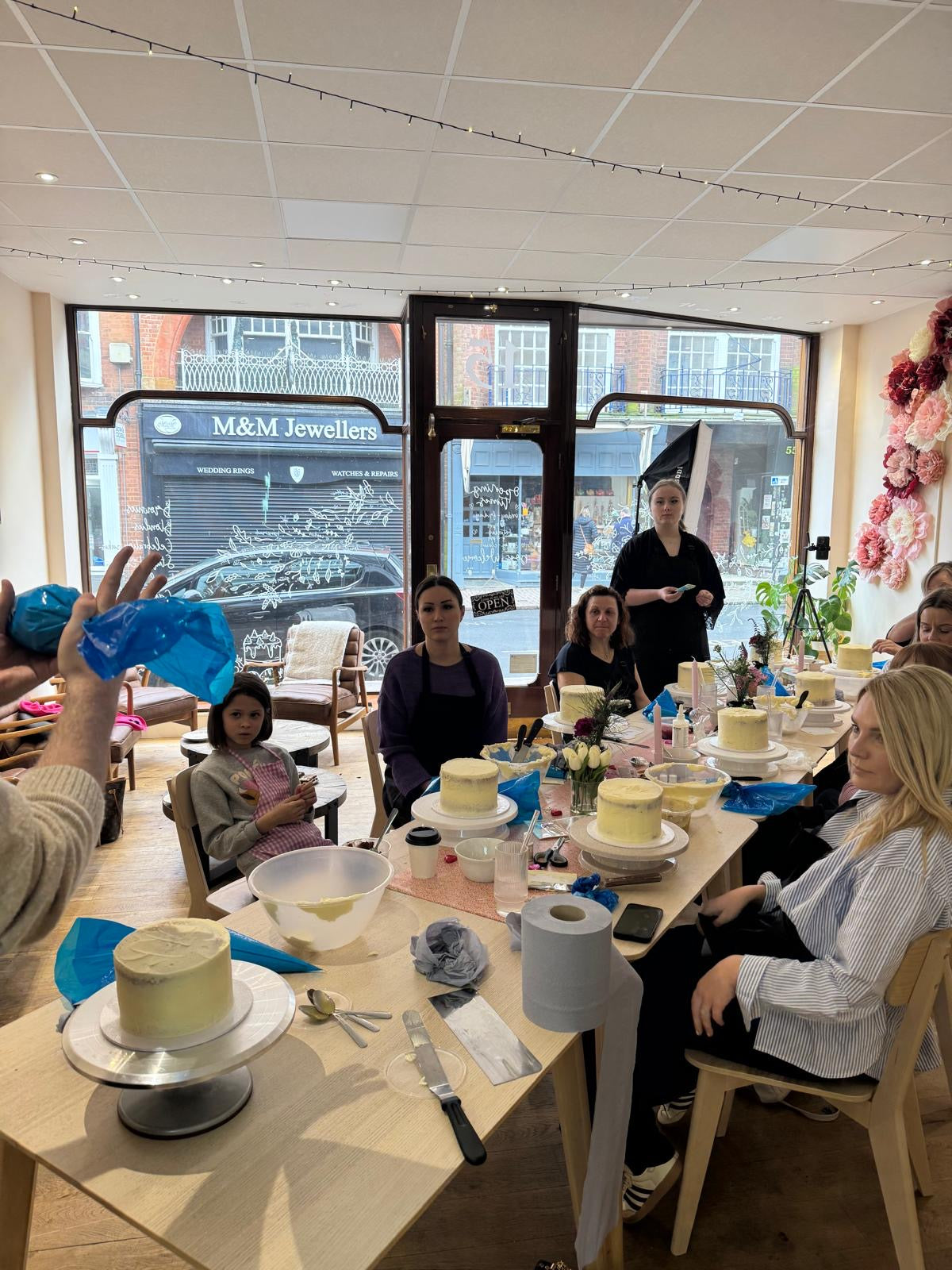 Cake & Sip workshop